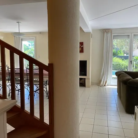5019 Septentrion 13 Villa