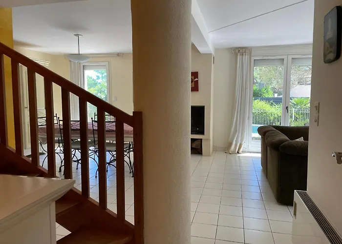 5019 Septentrion 13 Villa